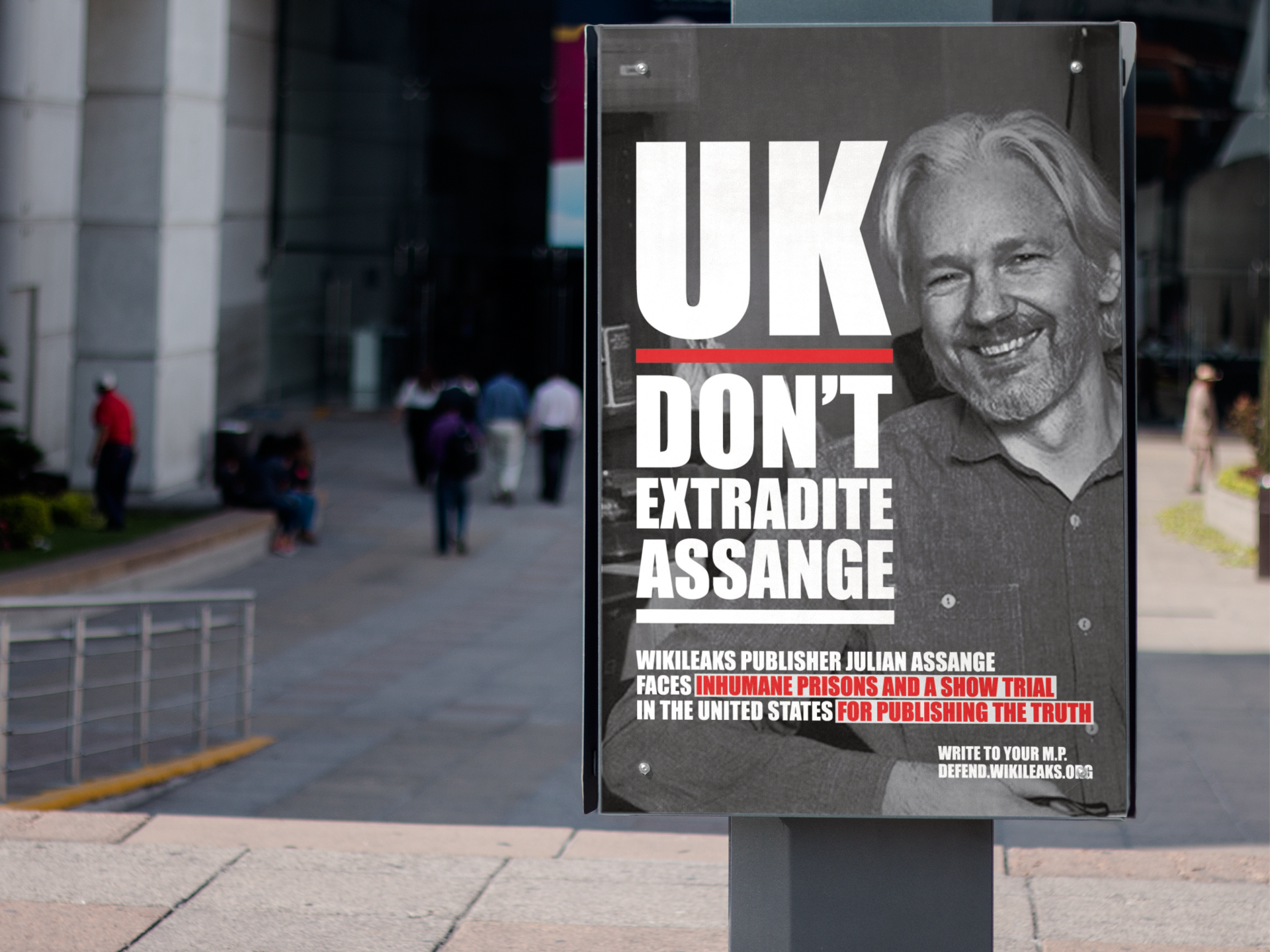 street_dont-extradite-assange-uk-poster.png