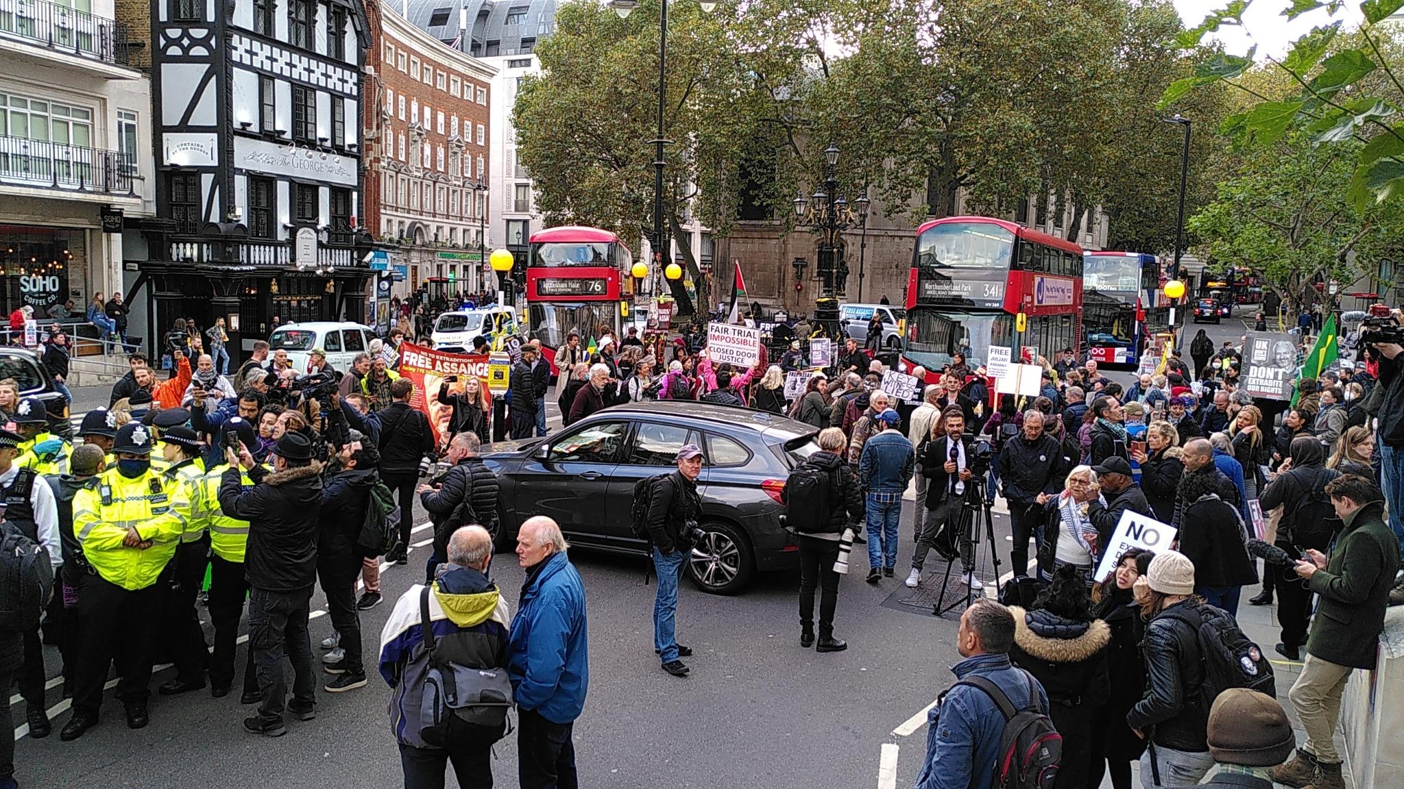 28oct21_rcj_roadblock2.jpeg