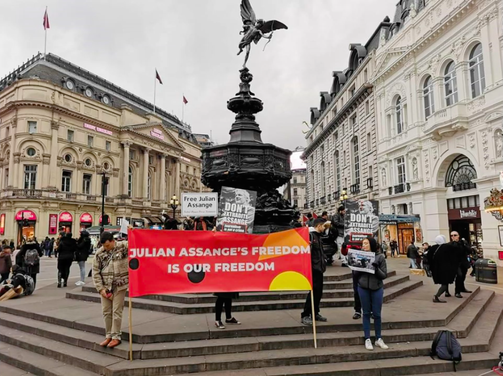 picadilly-orange-banner.png